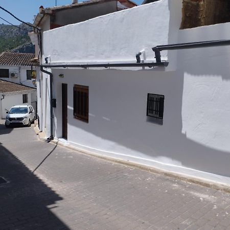 Ferienwohnung Muy Centrico La Plaza Chulilla Exterior foto